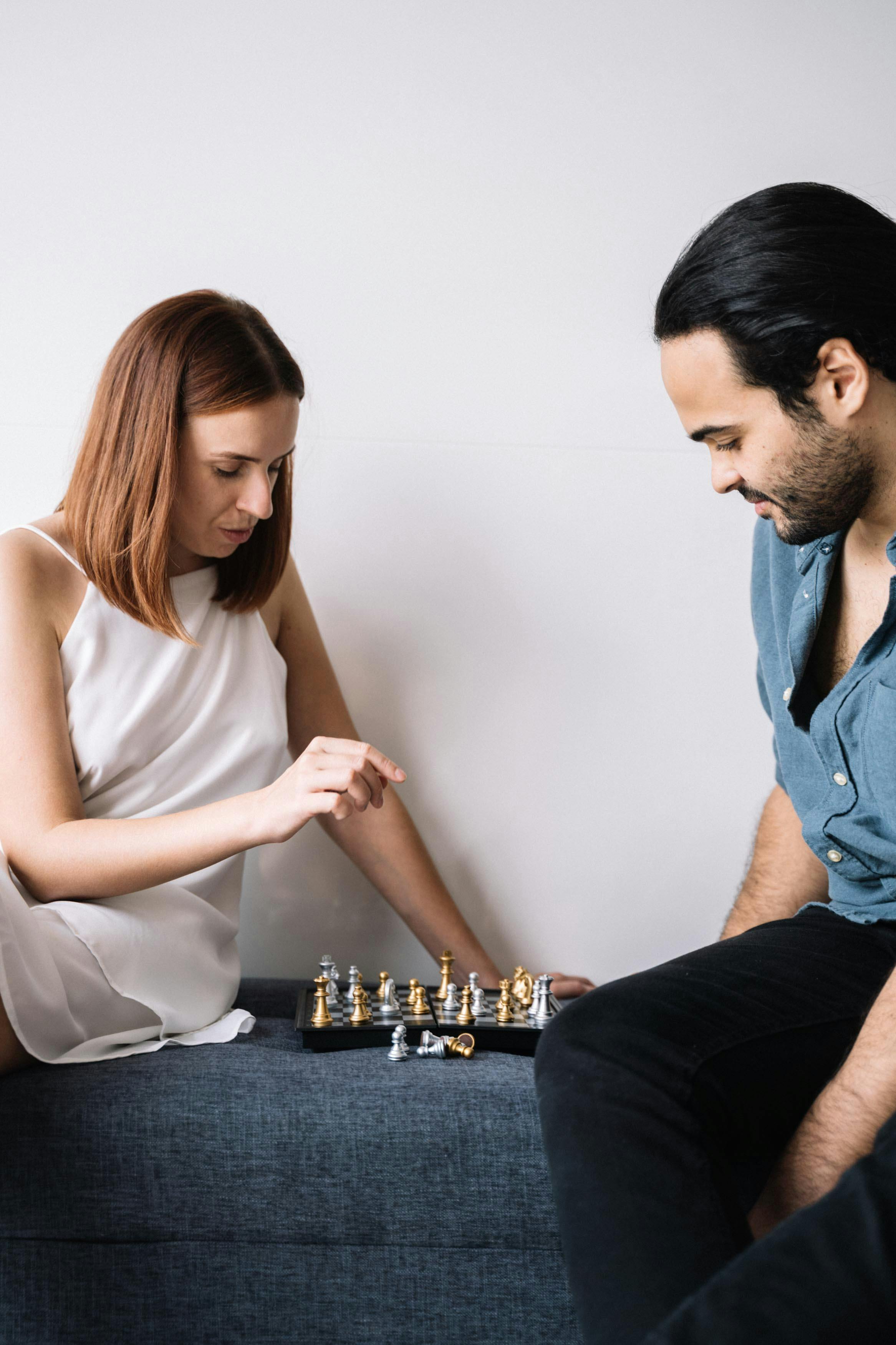 25 jeux de couple pour des soirées fun et complices